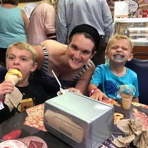 Meet your Posher, Kelli